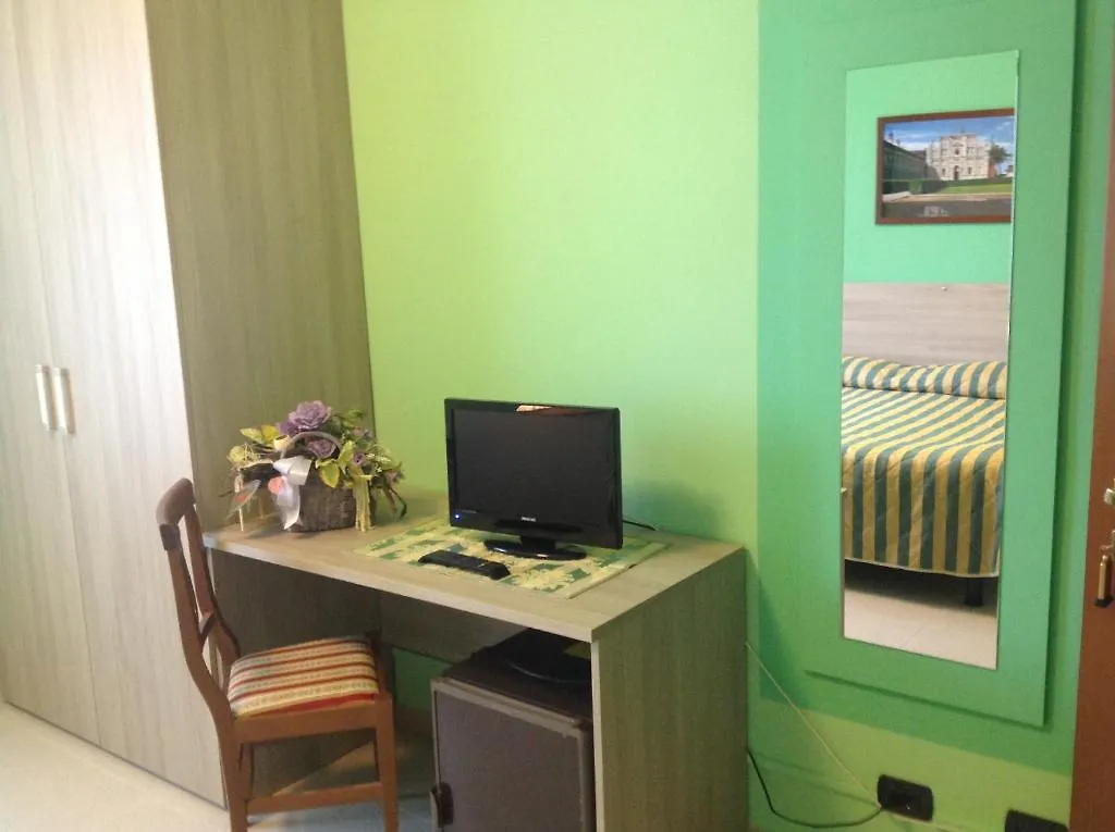 ***  Hotel Certosa Чертоза-ди-Павия Италия