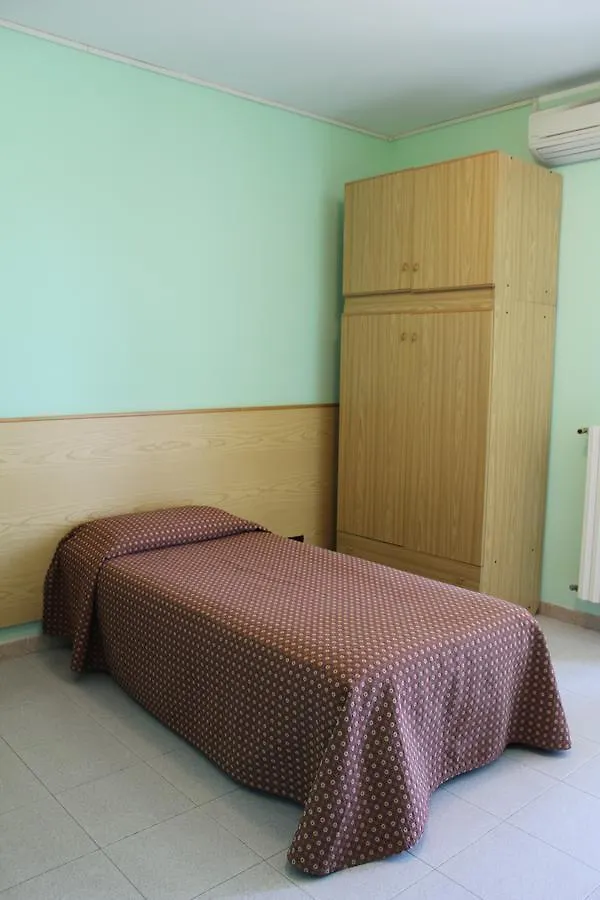 Hotel Certosa Чертоза-ди-Павия